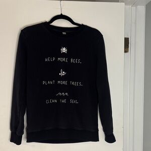 Eco-Friendly Black Women's Sweatshirt